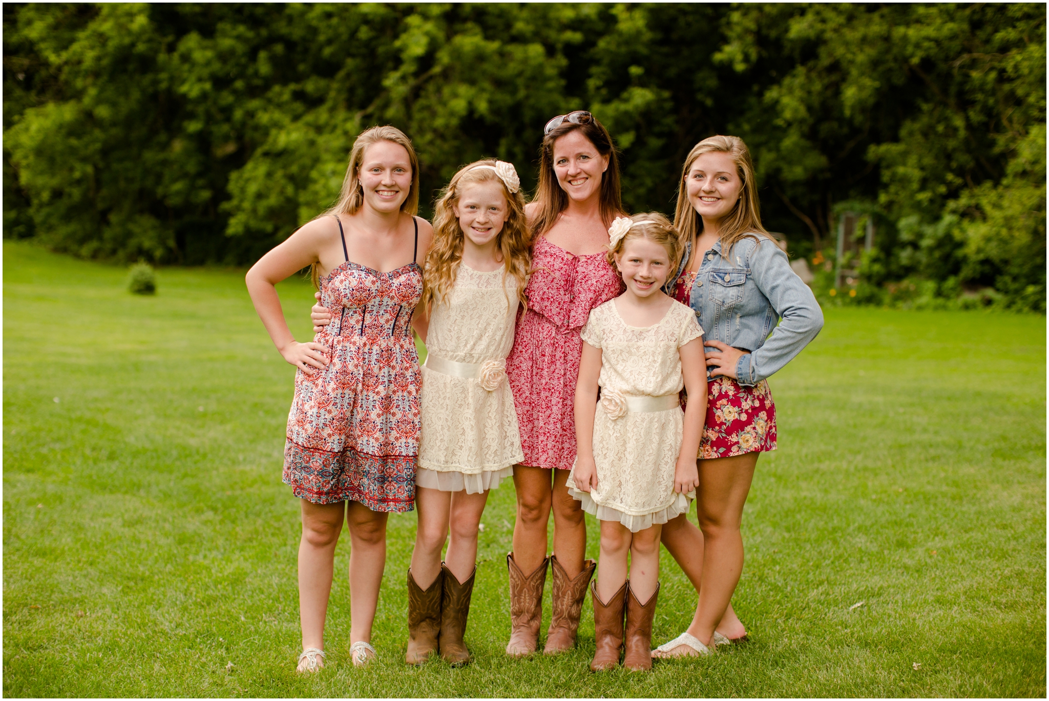 Milt's Barn Wedding Photos, Detroit Lakes Wedding Photographers, Brittney and Caleb