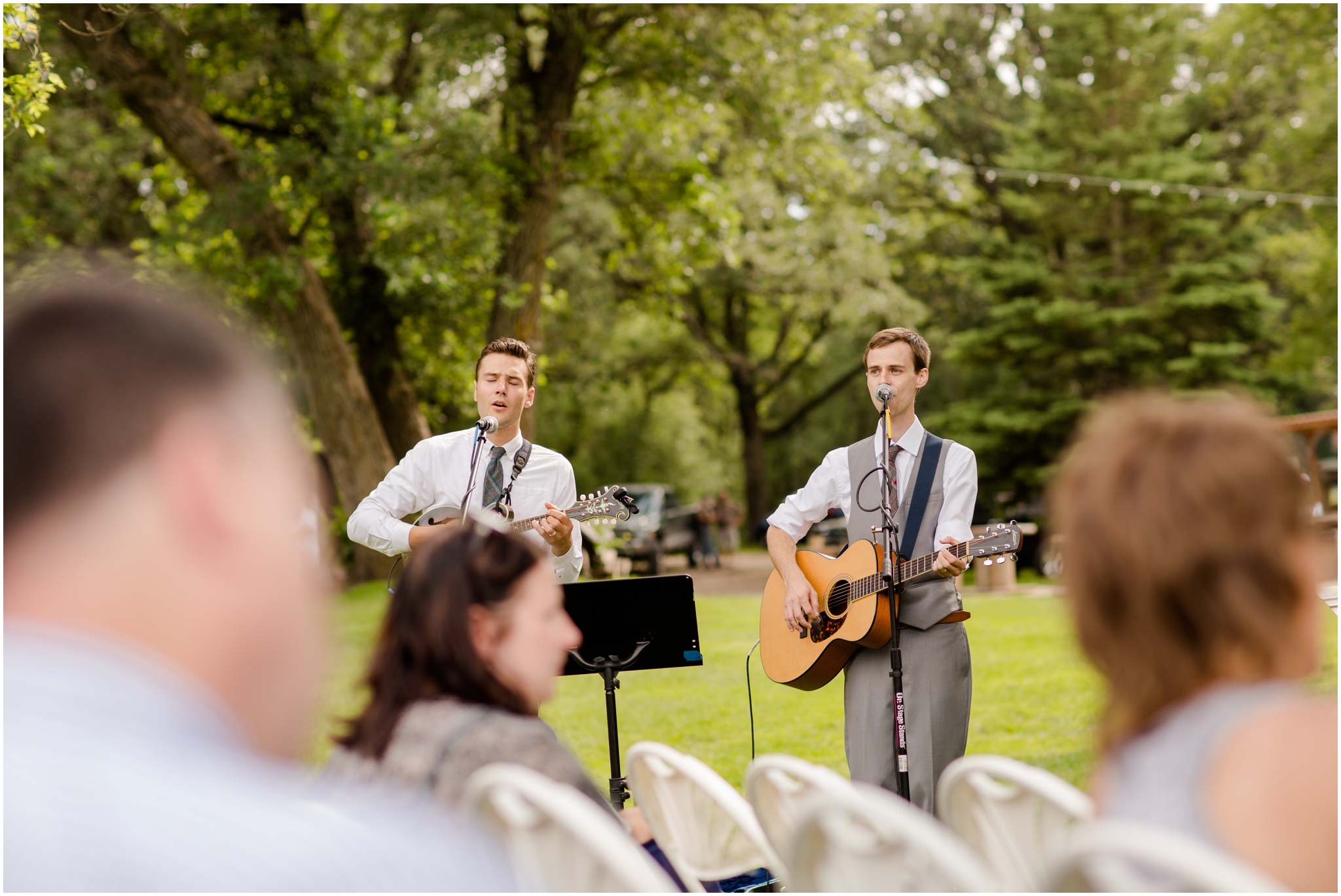 Milt's Barn Wedding Photos, Detroit Lakes Wedding Photographers, Brittney and Caleb