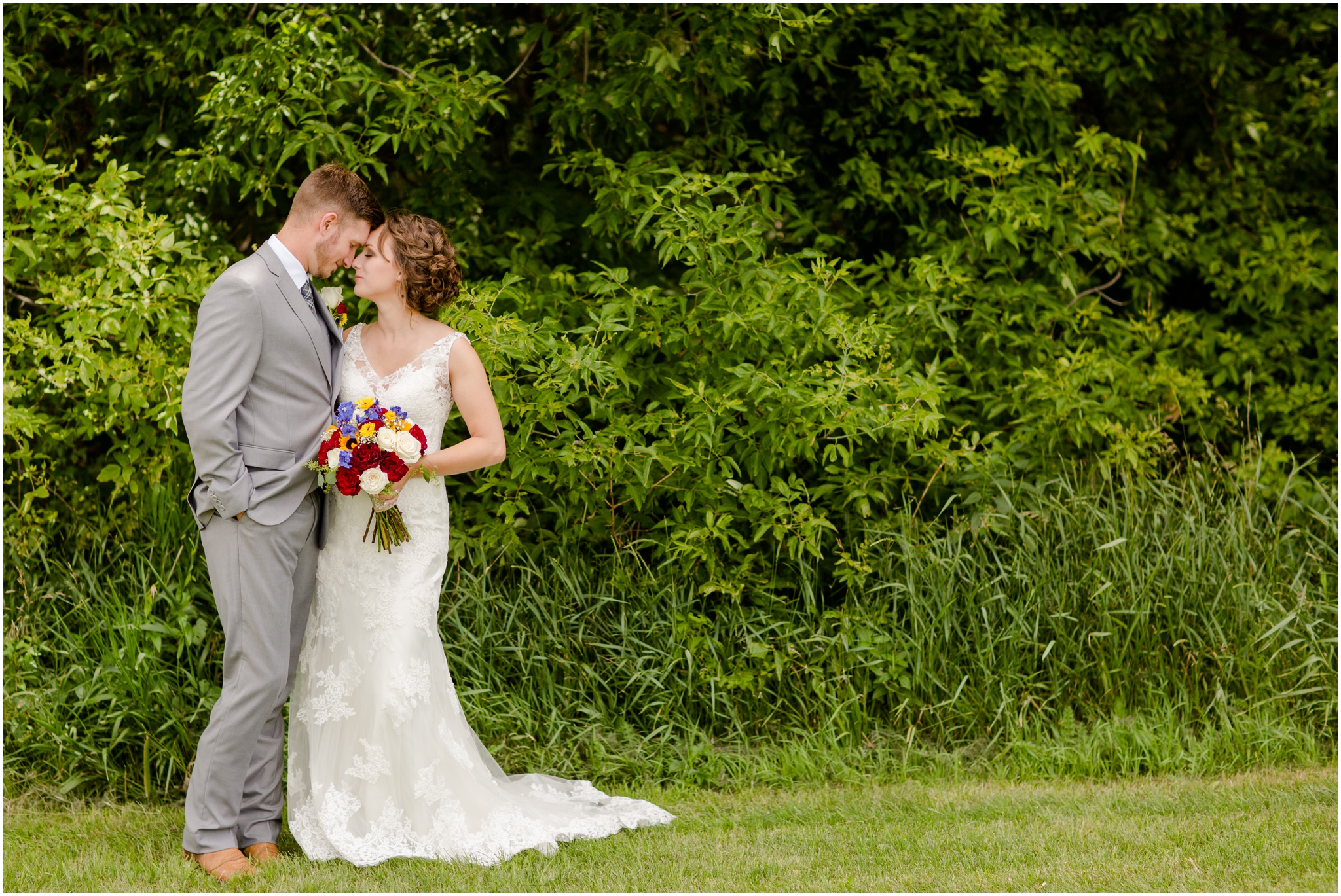 Milt's Barn Wedding Photos, Detroit Lakes Wedding Photographers, Brittney and Caleb