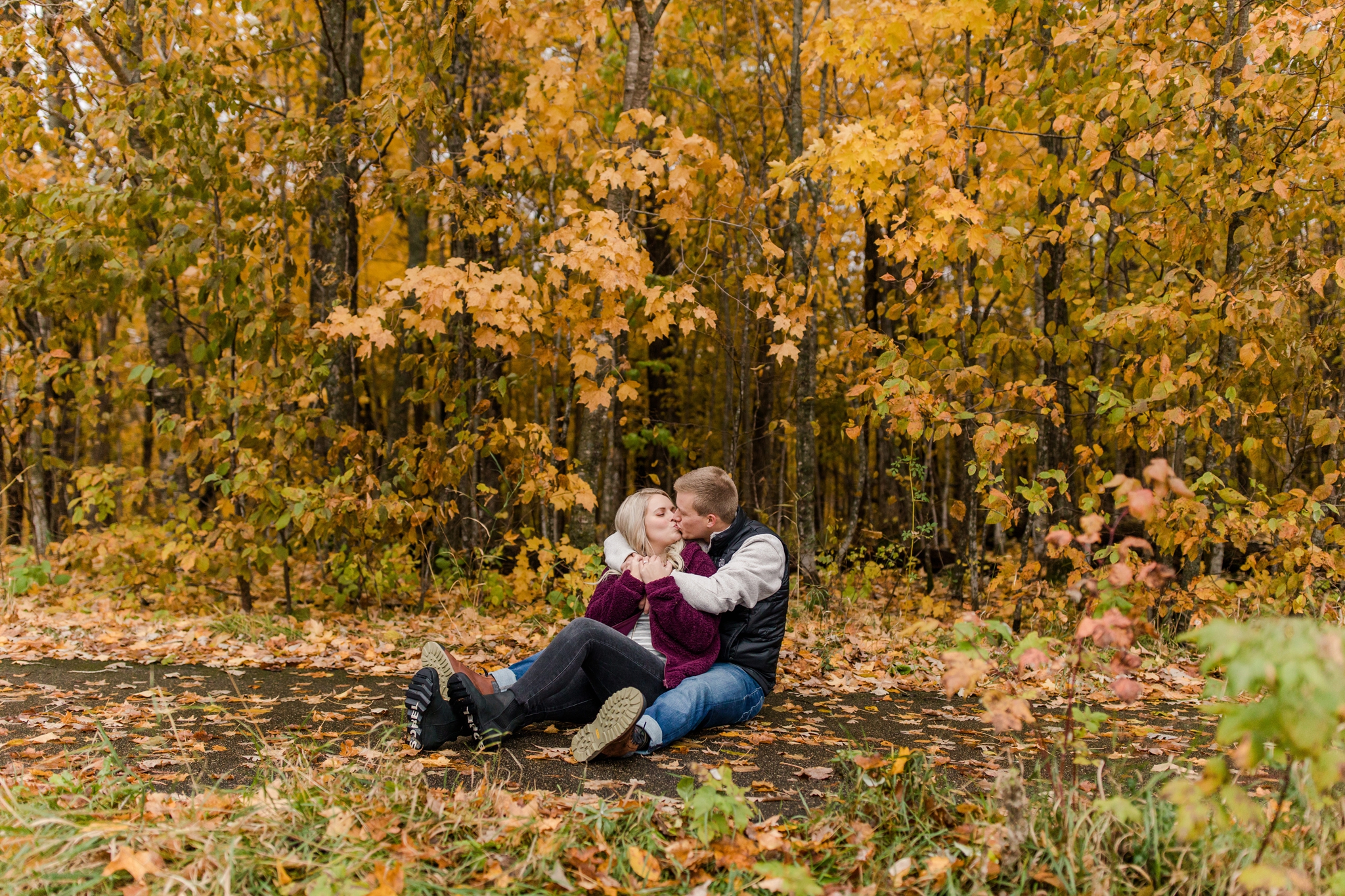 Detroit Lakes Engagement and Wedding Photographers, fall engagement photos